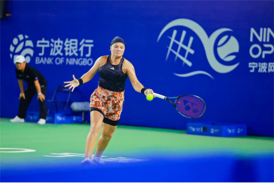 范德贝克等 范德贝克等