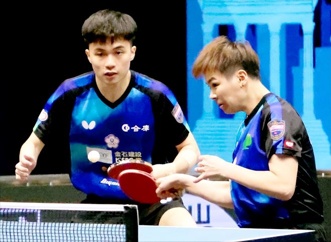 世界杯南美洲区外围赛：厄瓜多尔以1比1逼和巴西