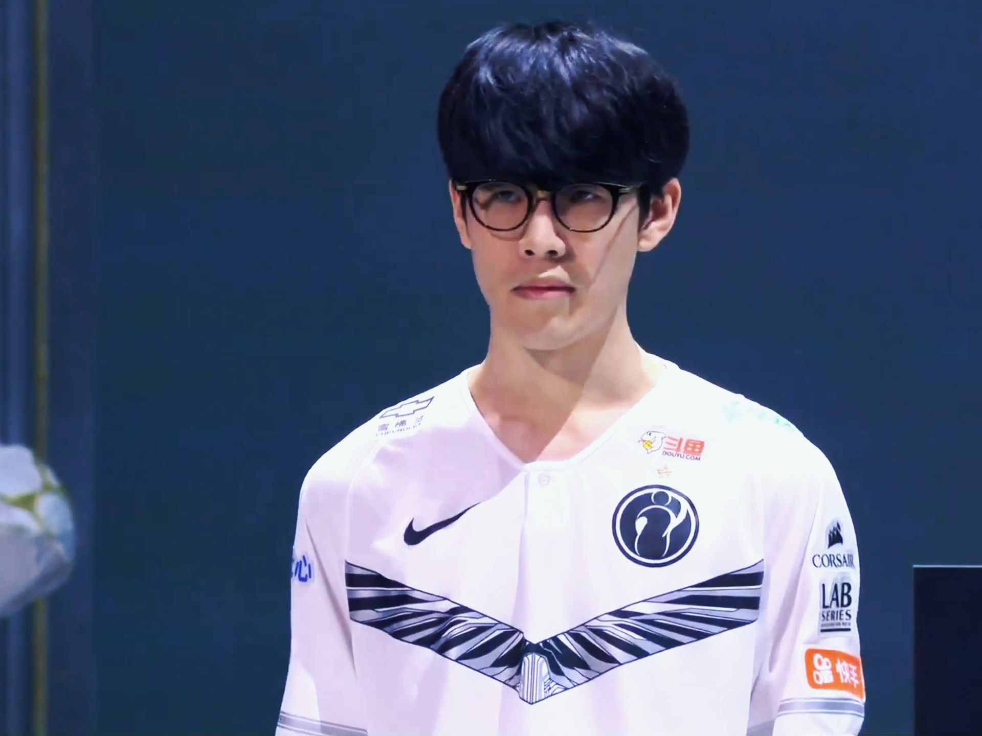 并且多次在 并且多次在