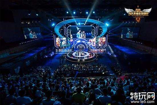 伴随着第四 伴随着第四