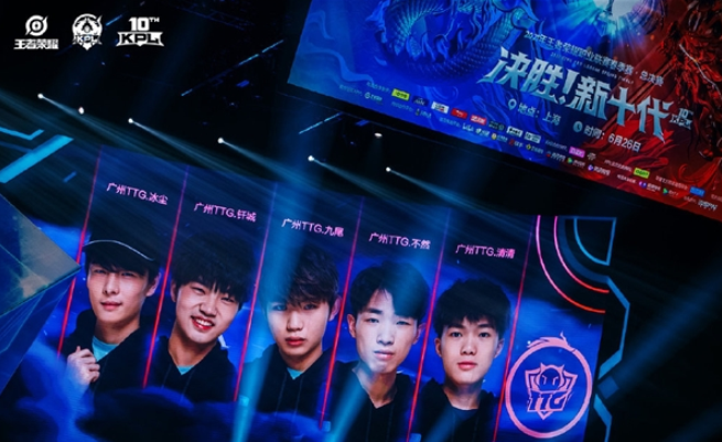 英超前瞻：阿森纳近十轮不败领跑，布伦特福德客场两连败