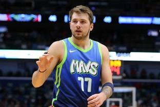 胡安·索托以 21 岁之龄成为大联盟史上最年轻的国联打击王