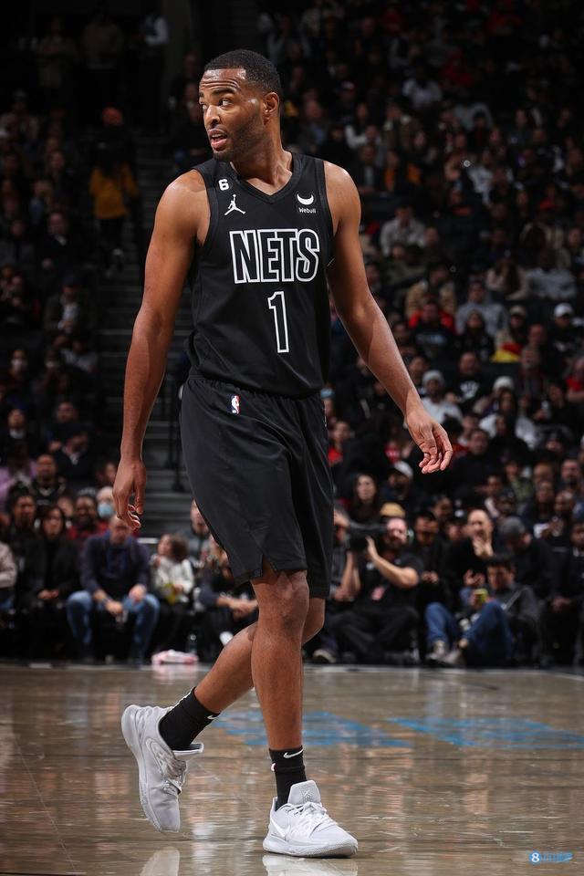 老虎机大奖广告：为何只展示极端样本？（为何老虎机大奖广告总是只展示极端样本？）