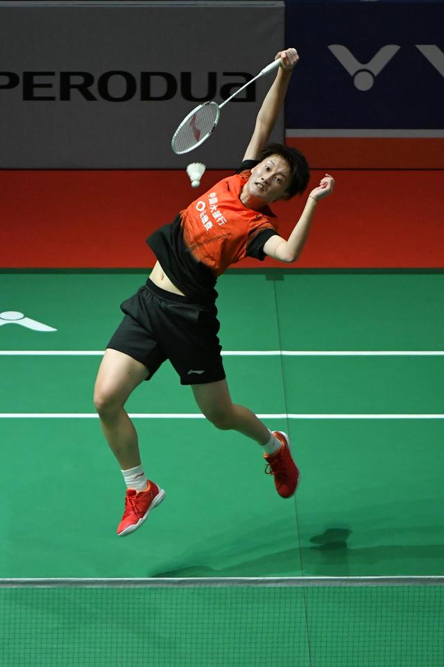 球队开场三分钟就进球，太狠